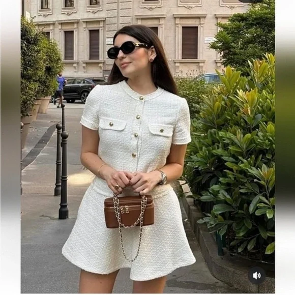 Zara Cream Tweed Mini Dress with Gold Buttons - Picture 2 of 12